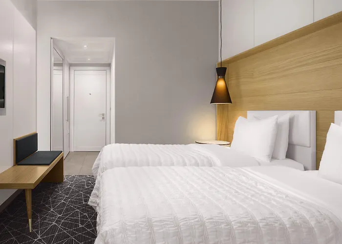 Otel Le Meridien Visconti 4*