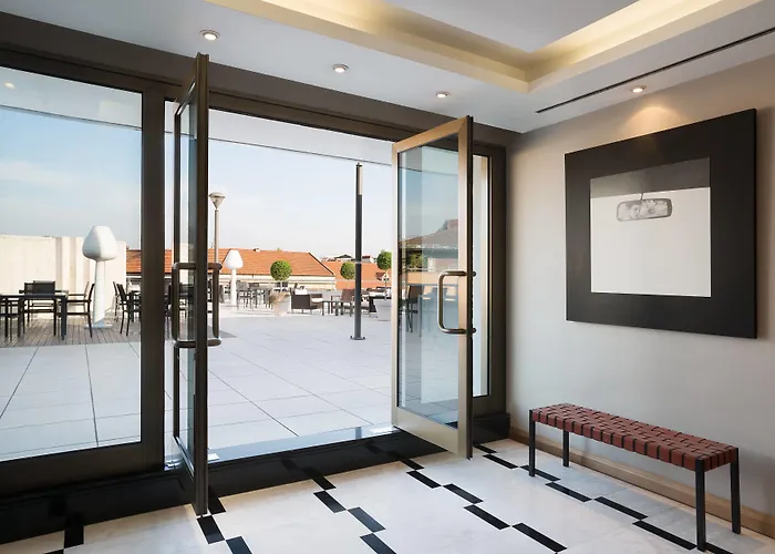 Otel Le Meridien Visconti 4*