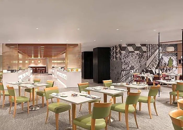 Otel Le Meridien Visconti 4*